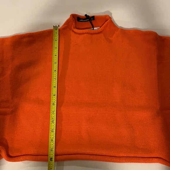 Olivaceous Orange Cropped sweater top - Picture 7 of 10